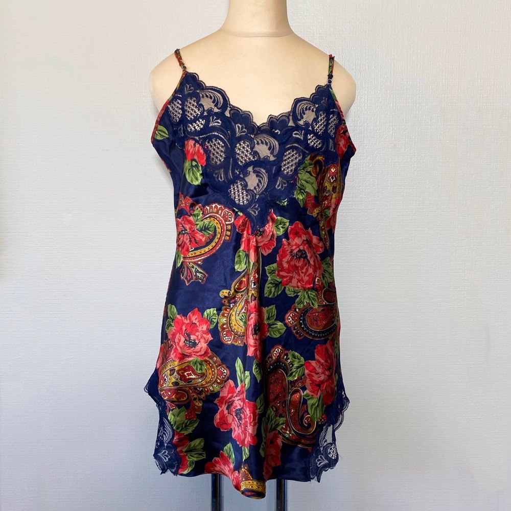 Vintage Victoria’s Secret Lace Night gown